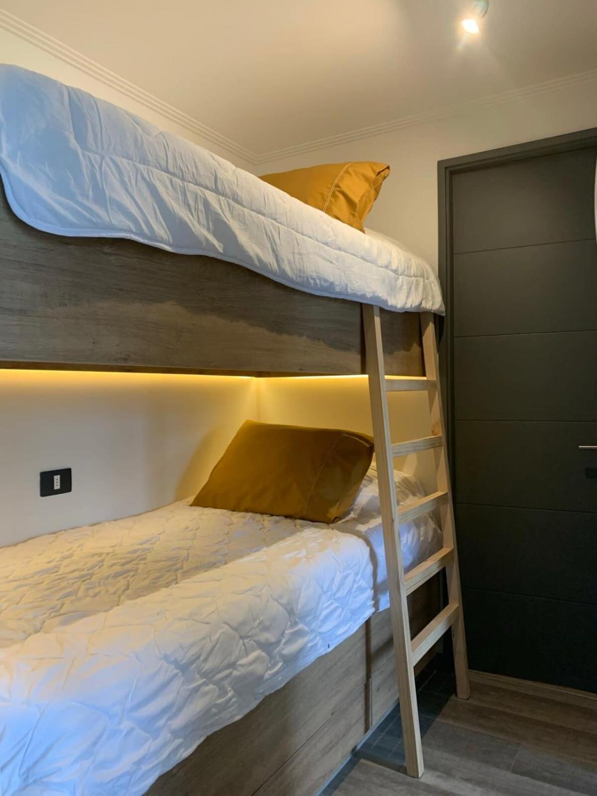 Cómodo Depto Nuevo En La Mejor Zona De Pto Varas Servicio Hom Apartamento