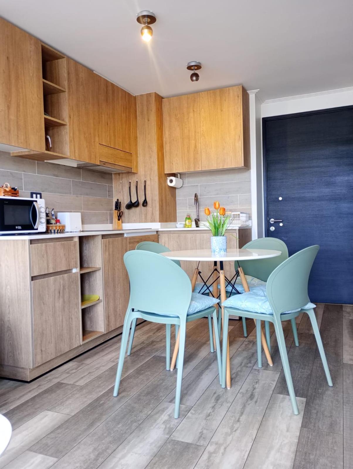 Hom I Comodo Depto Nuevo En La Mejor Zona De Pto Varas Apartamento *
